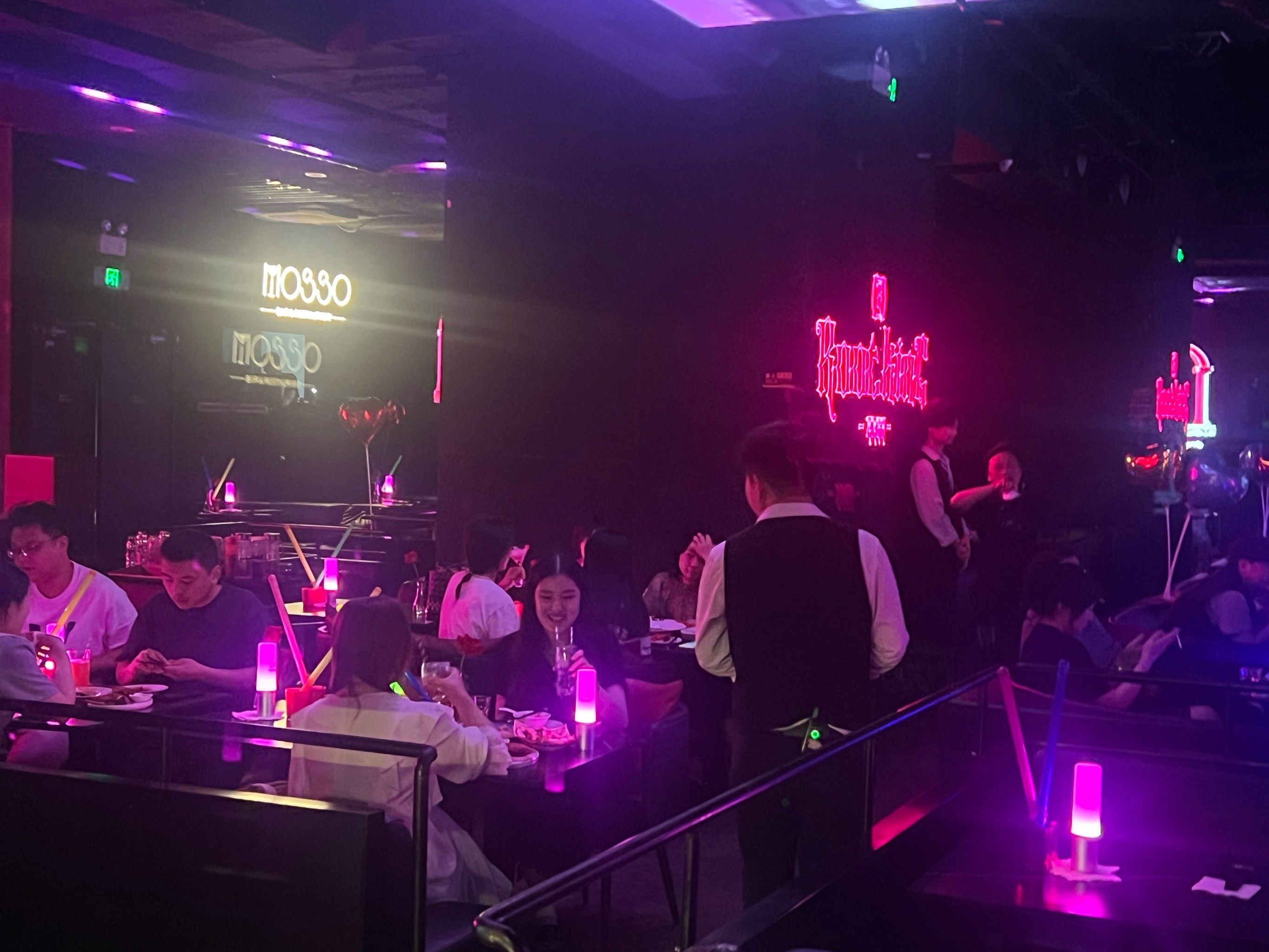 包头商务KTV推荐Top5-固阳县ktv预订